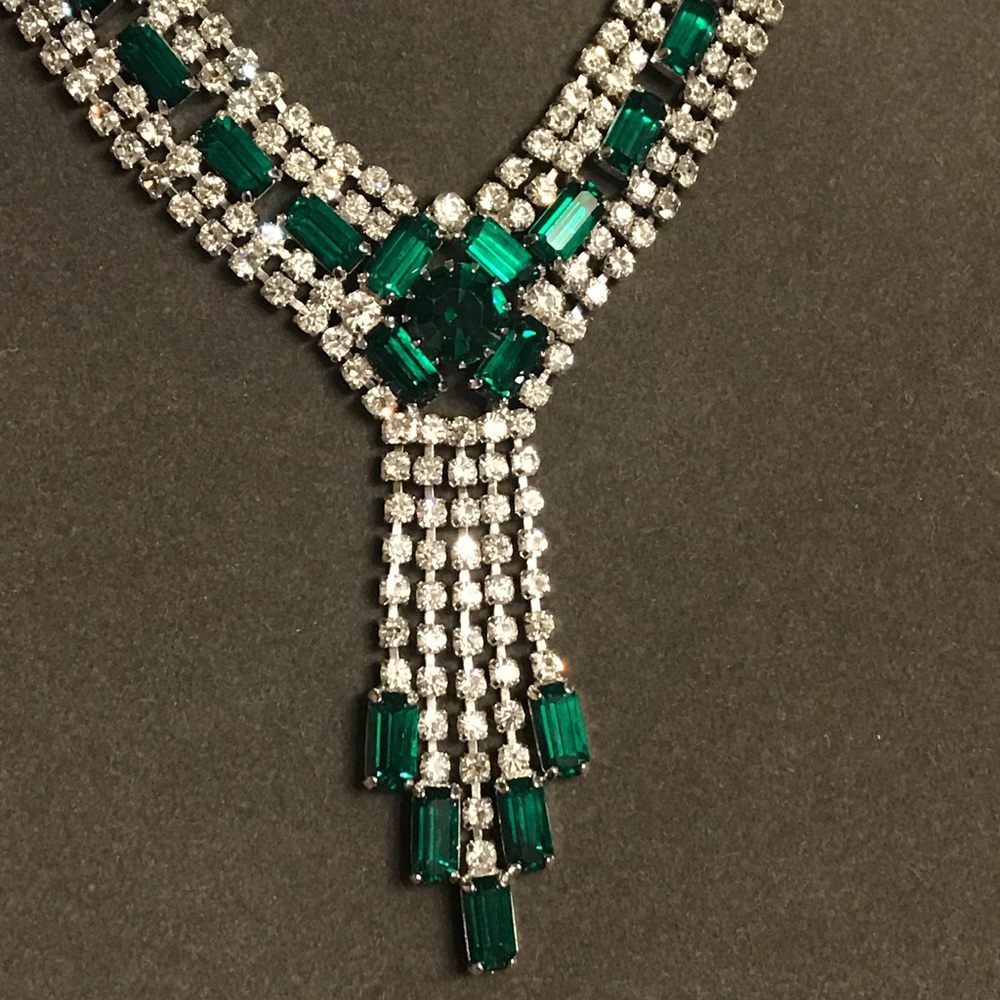 Gorgeous necklace